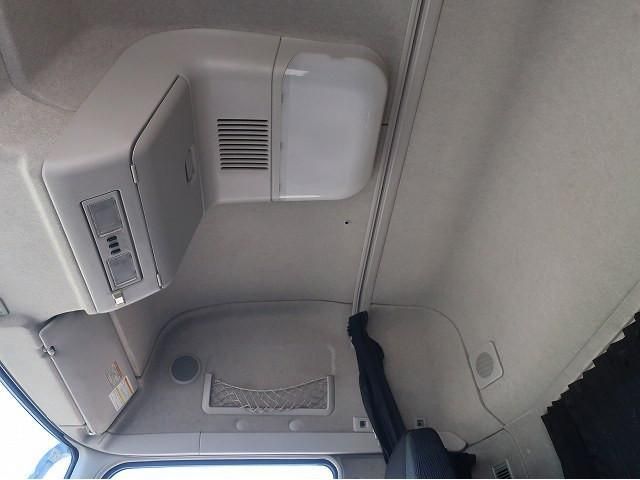 MITSUBISHI FUSOU SUPER GREAT 2019