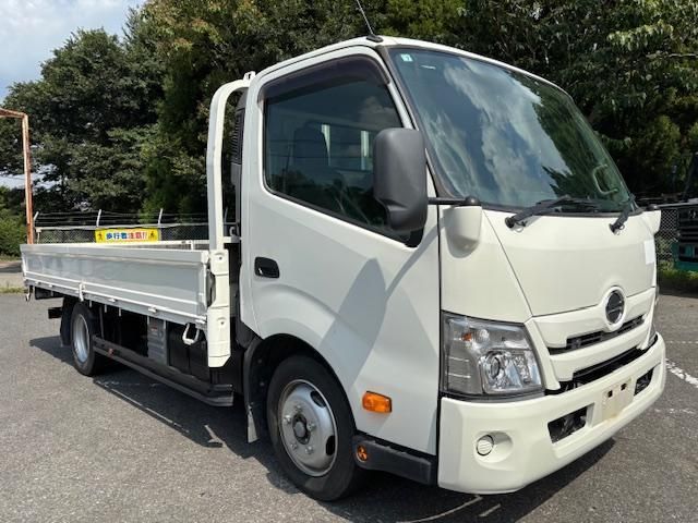 HINO DUTRO 2020