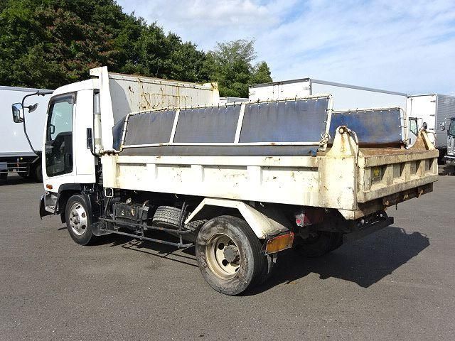 ISUZU FORWARD 2005
