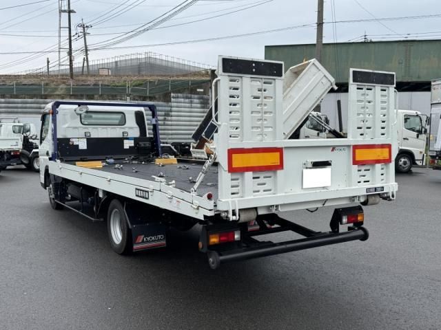MITSUBISHI CANTER 2019