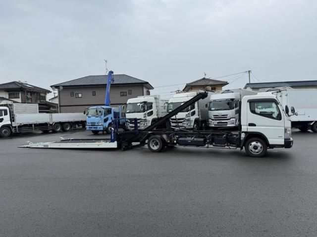 MITSUBISHI CANTER 2019