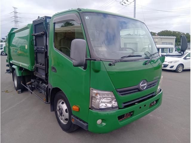 HINO DUTRO 2014