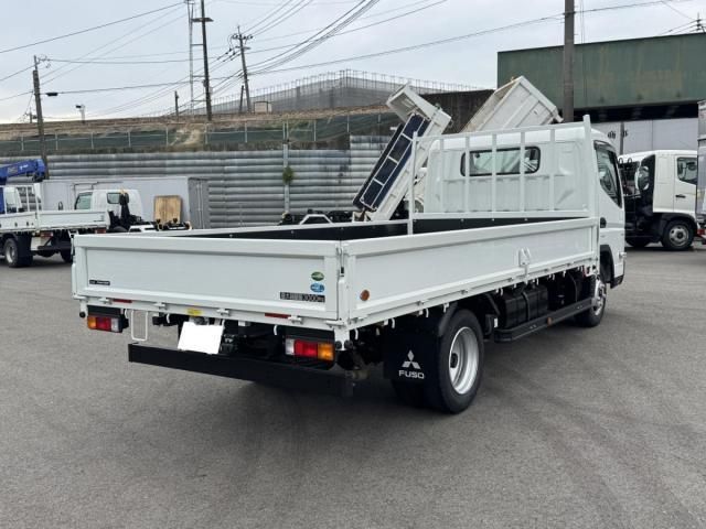 MITSUBISHI CANTER 2024