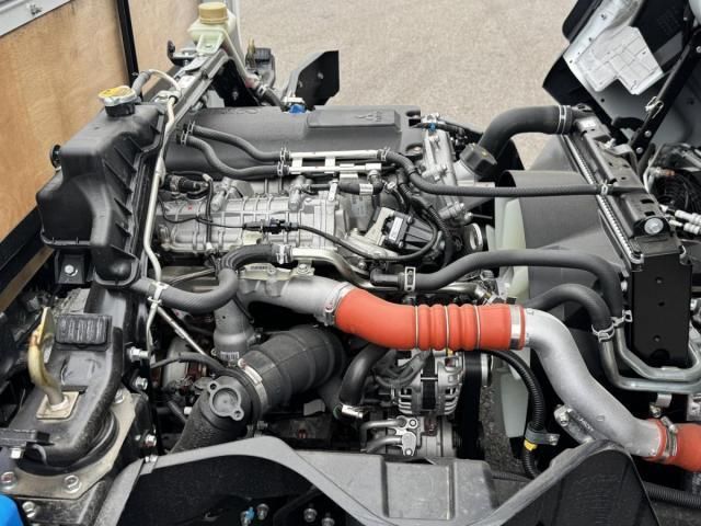 MITSUBISHI CANTER 2024