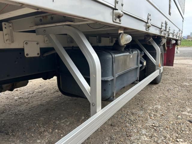 MITSUBISHI FUSOU FIGHTER 2017