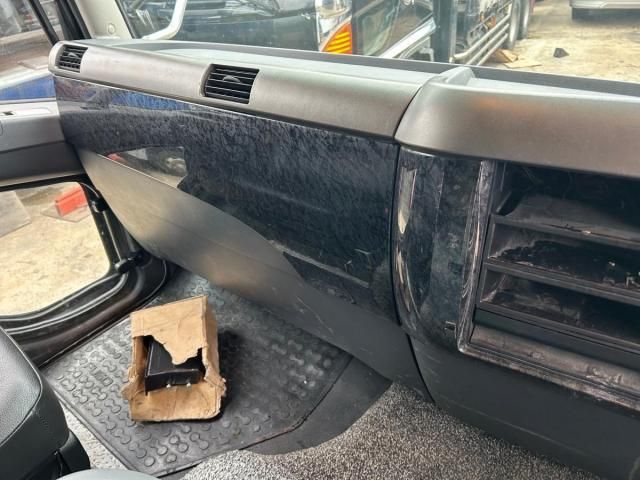 MITSUBISHI FUSOU FIGHTER 2017