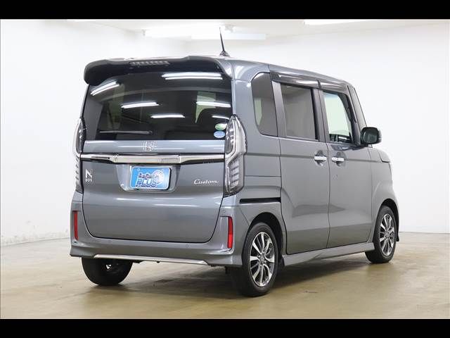 HONDA N-BOX 2021