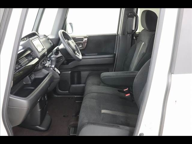 HONDA N BOX CUSTOM 2020