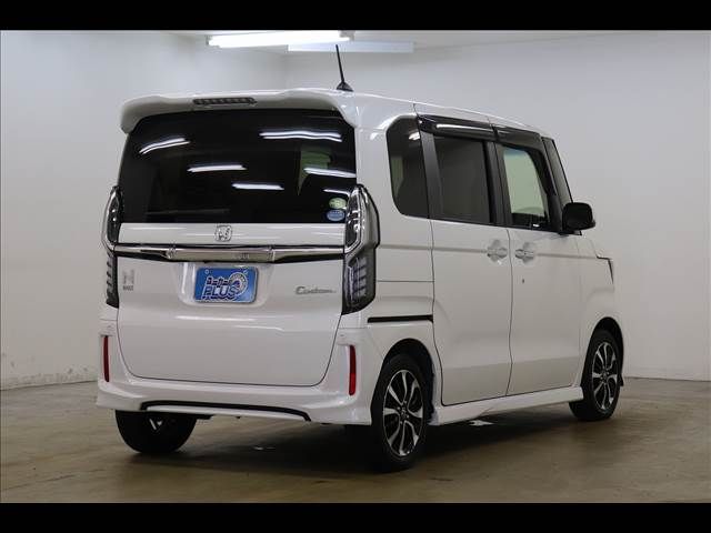 HONDA N BOX CUSTOM 2020