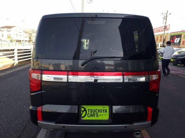 MITSUBISHI DELICA D:5 4WD 2022