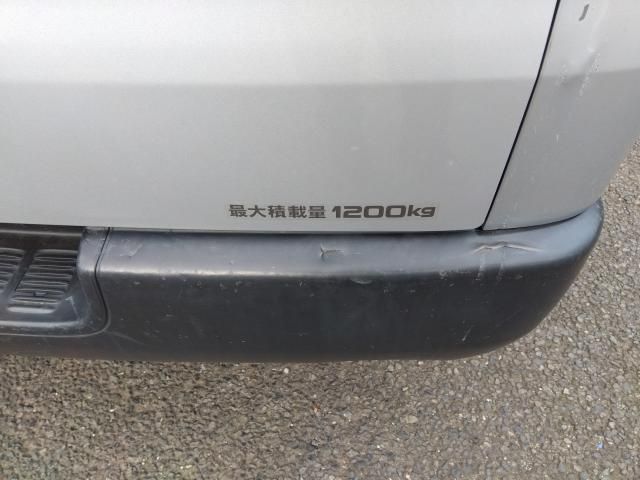 TOYOTA HIACE van 2WD 2022