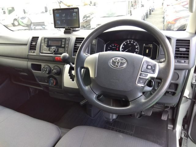 TOYOTA HIACE van 2WD 2022