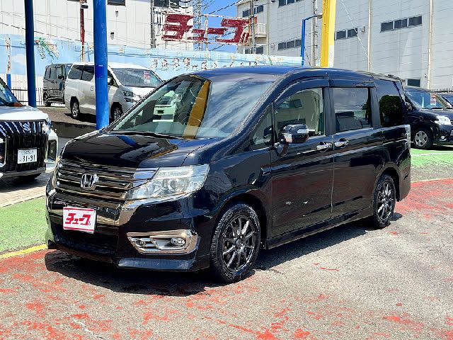 HONDA STEPWAGON SPADA 2013