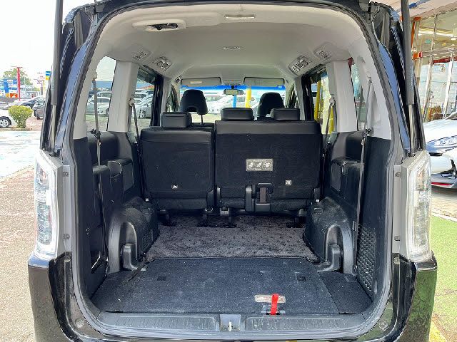 HONDA STEPWAGON SPADA 2013