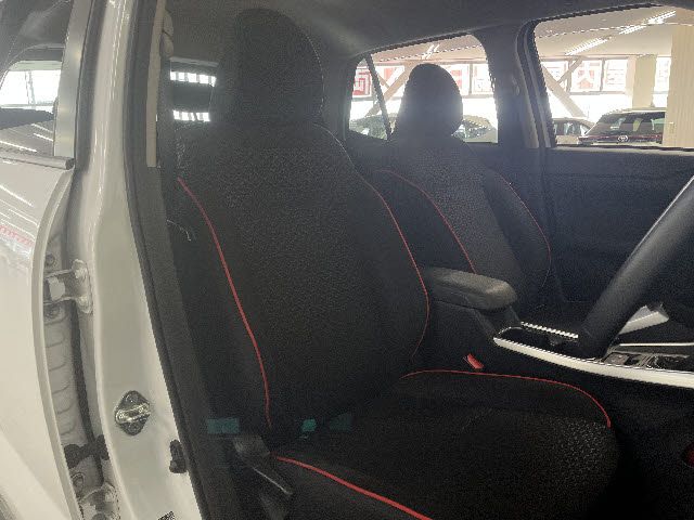 TOYOTA RAIZE HYBRID 2022