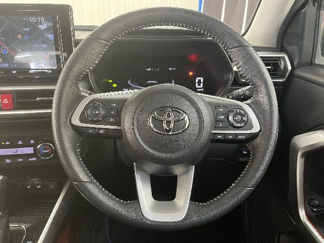 TOYOTA RAIZE HYBRID 2022