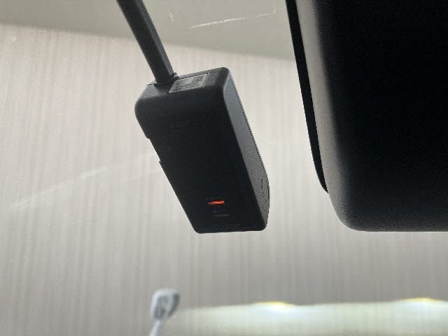 TOYOTA HILUX 4WD 2021