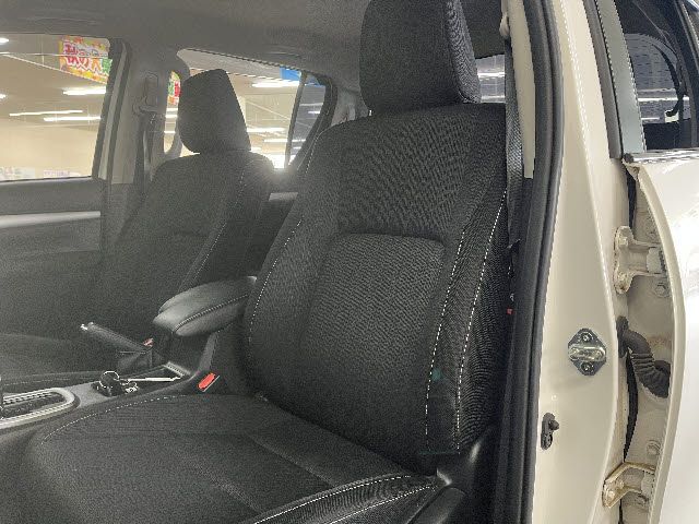 TOYOTA HILUX 4WD 2021