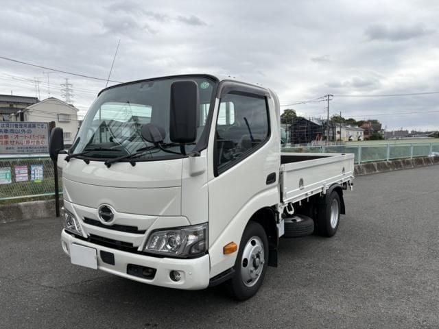 HINO DUTRO 2021