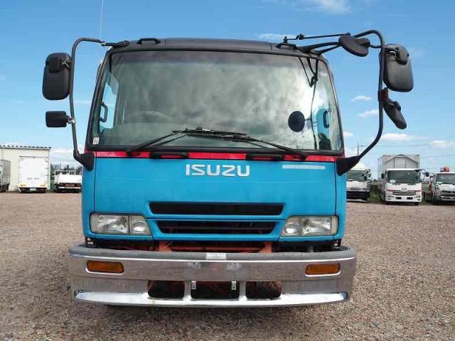 ISUZU FORWARD 2004