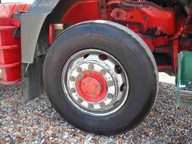 MITSUBISHI FUSOU SUPER GREAT 2013