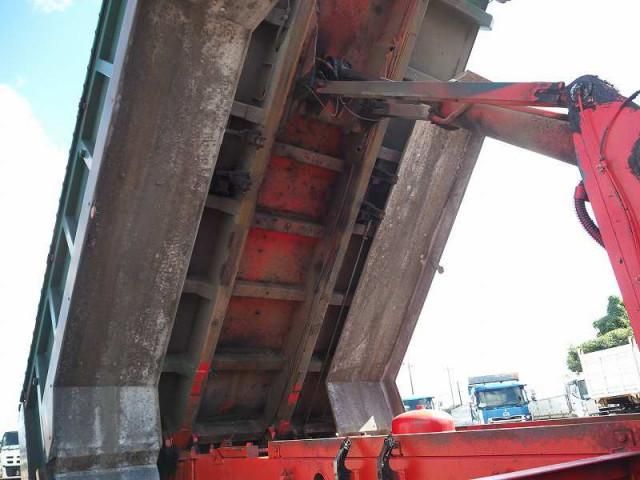 MITSUBISHI FUSOU SUPER GREAT 2013