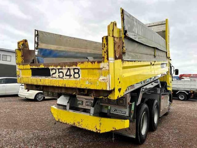 NISSAN DIESEL Quon 2016