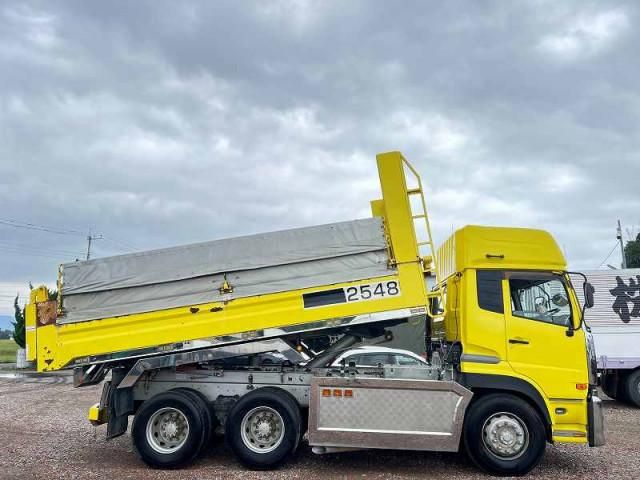 NISSAN DIESEL Quon 2016