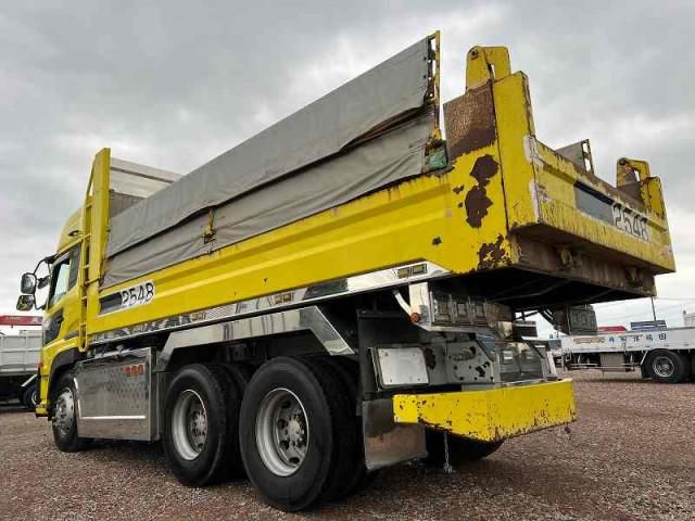 NISSAN DIESEL Quon 2016