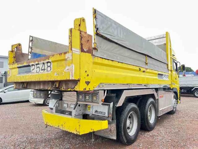 NISSAN DIESEL Quon 2016