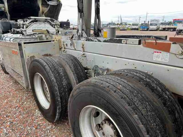 NISSAN DIESEL Quon 2016