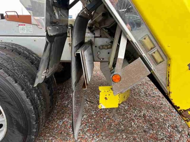 NISSAN DIESEL Quon 2016