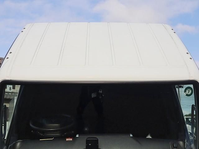 MITSUBISHI CANTER 2018