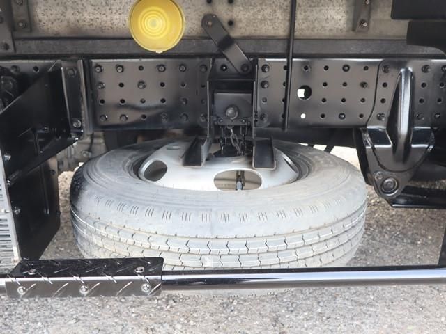 MITSUBISHI CANTER 2018