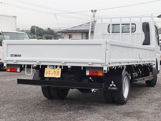 MITSUBISHI CANTER 2018