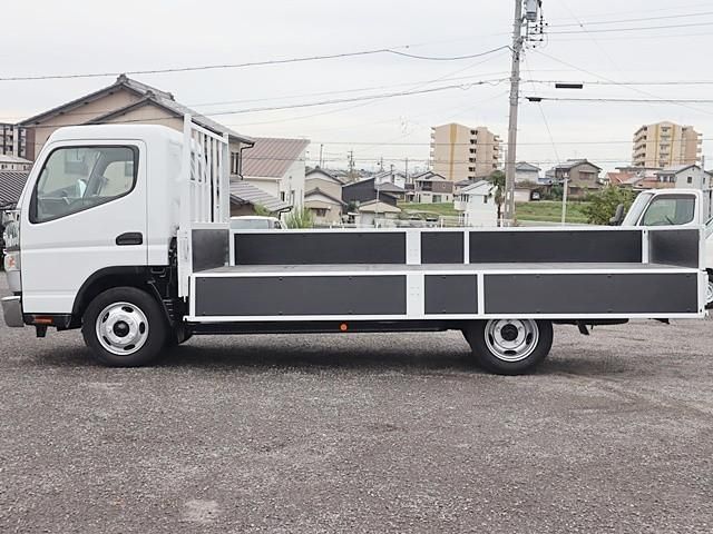 MITSUBISHI CANTER 2018