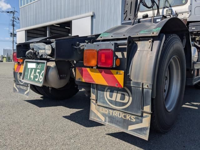 NISSAN DIESEL Quon 2014