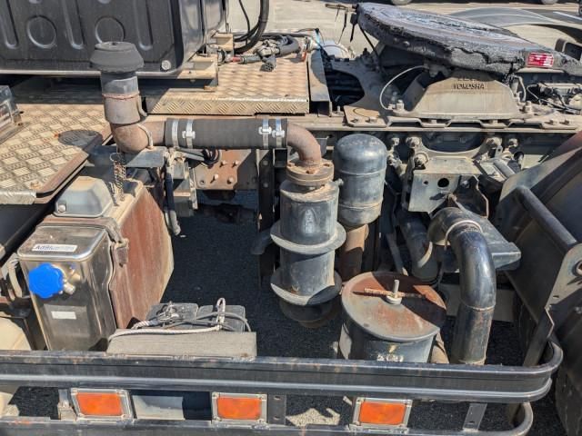 NISSAN DIESEL Quon 2014