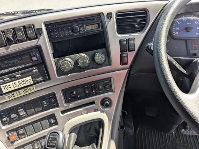 NISSAN DIESEL Quon 2014