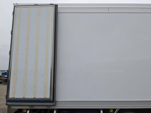 MITSUBISHI FUSOU SUPER GREAT 2023