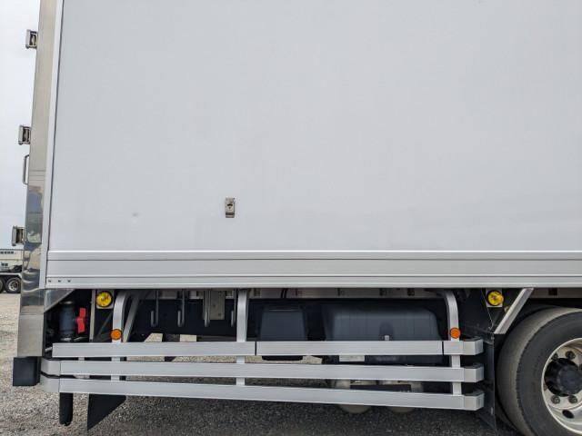 MITSUBISHI FUSOU SUPER GREAT 2023