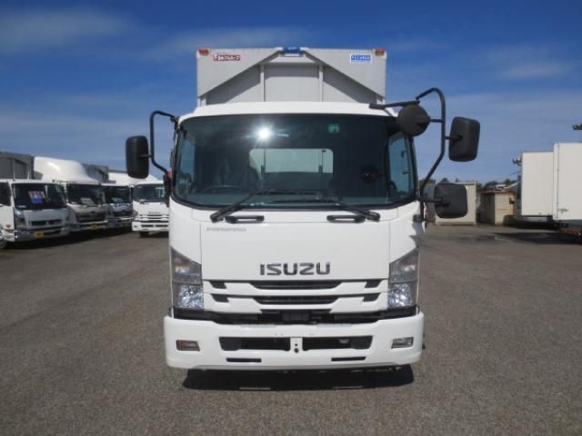 ISUZU FORWARD 2018