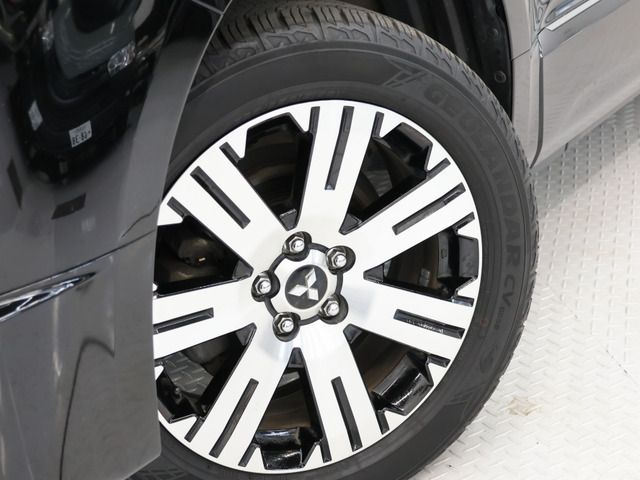 MITSUBISHI DELICA D:5 4WD 2020