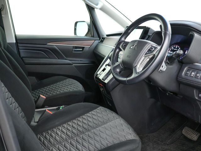 MITSUBISHI DELICA D:5 4WD 2020