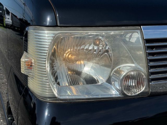 MITSUBISHI TOWNBOX 2006