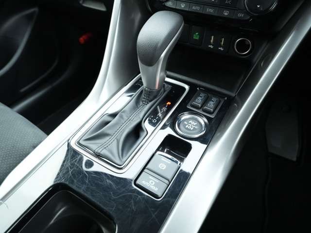 MITSUBISHI ECLIPSE CROSS 4WD 2024