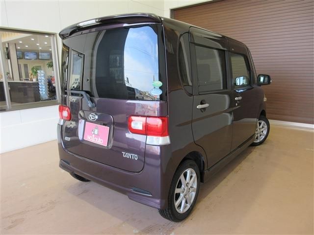 DAIHATSU TANTO 2013