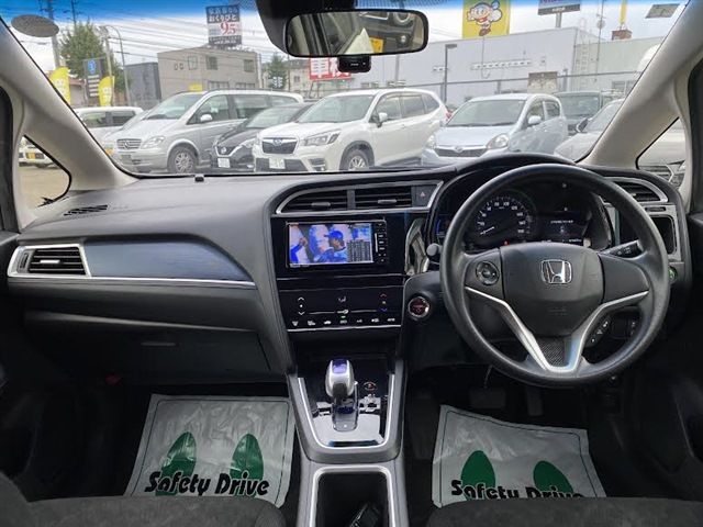 HONDA SHUTTLE HYBRID 4WD 2016