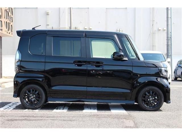 HONDA N BOX CUSTOM 2023