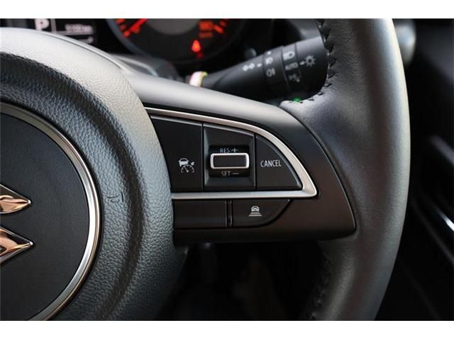 SUZUKI JIMNY NOMADE 2025